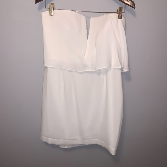 BCBG KATE DRESS IN WHITE - Picture 2 of 8